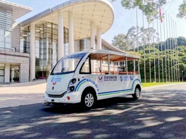 云南昆明11座五菱电动观光车 四轮摆渡车 支持定制 提升观光体验