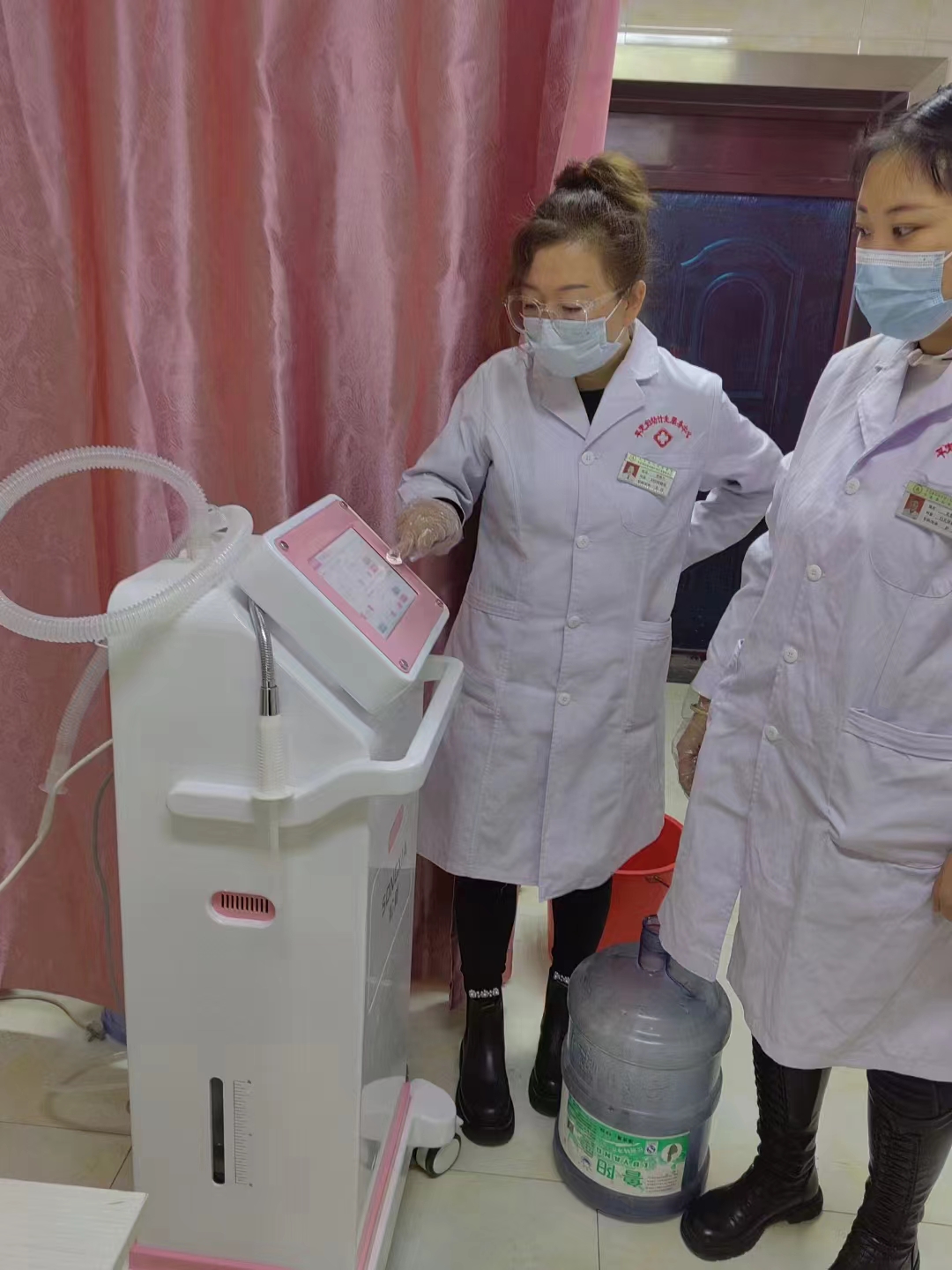 推车款医用高端妇科臭氧治疗仪 液晶触摸大屏操作 使用更方便