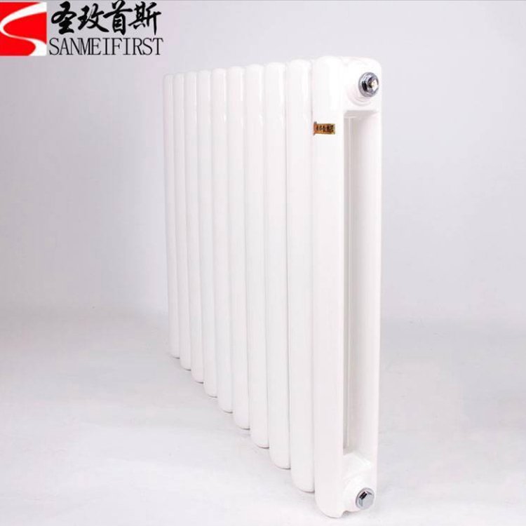 壁挂柱式散热器厂家 6030 中心距1530mm 圣玫首斯 洗车房用 稳定性好