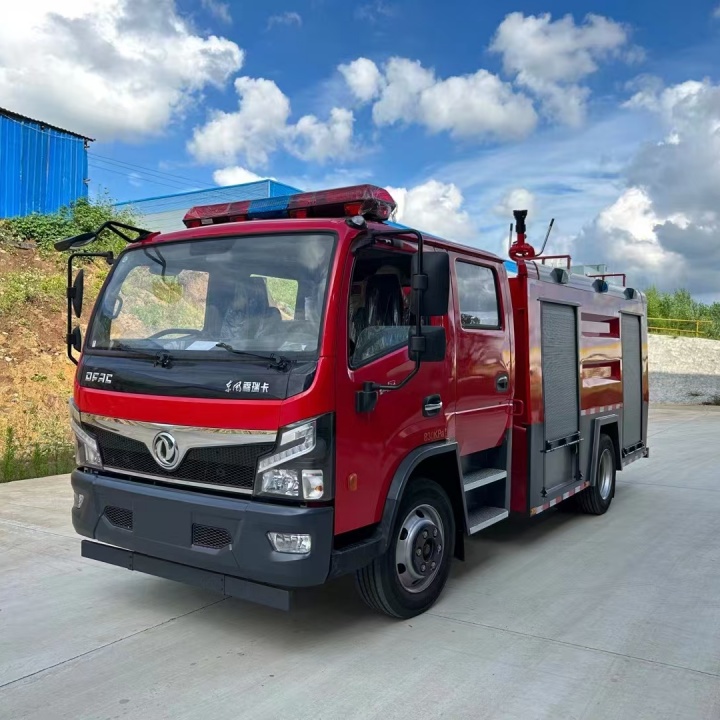 东风福瑞卡5吨水罐消防车 应急管理常用救援灭火车