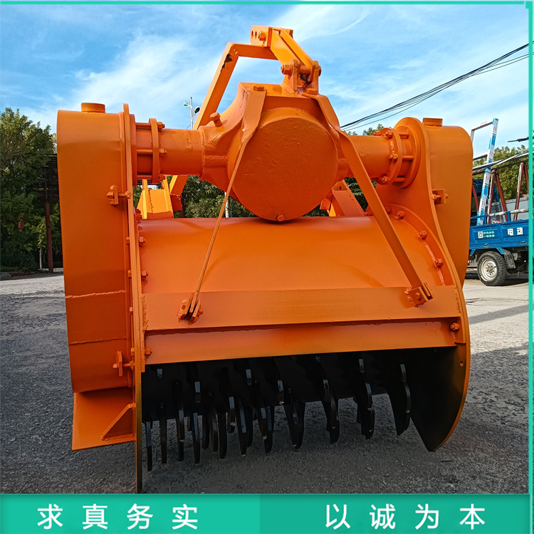 1米宽树根粉碎机 树桩打碎机 车载式杨树疙瘩破碎机