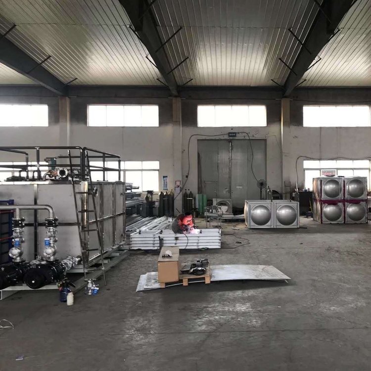 汉鑫 150T 304水罐厂家组合式不锈钢保温水箱
