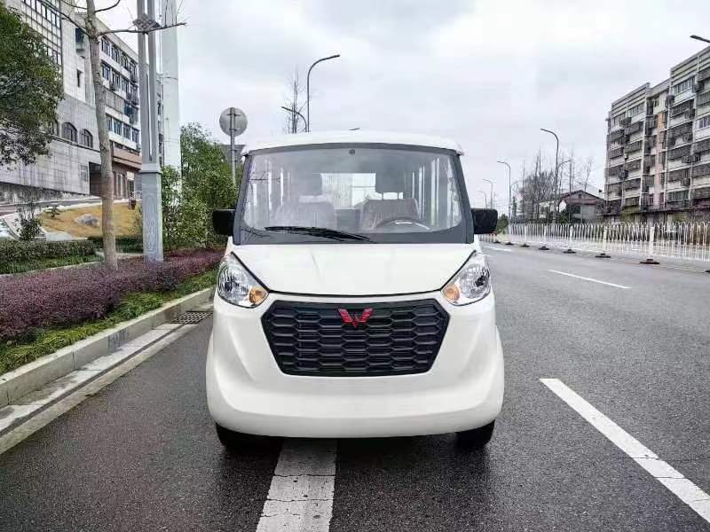 云南8座五菱封闭汽油观光 质量保证 本地售后【定金】