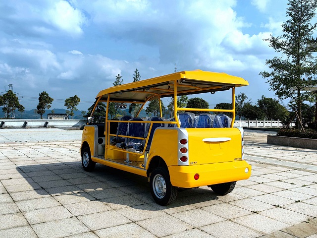 昆明五菱燃油观光车9座销售，适用于旅游景区、度假村、主题公园，操控灵活