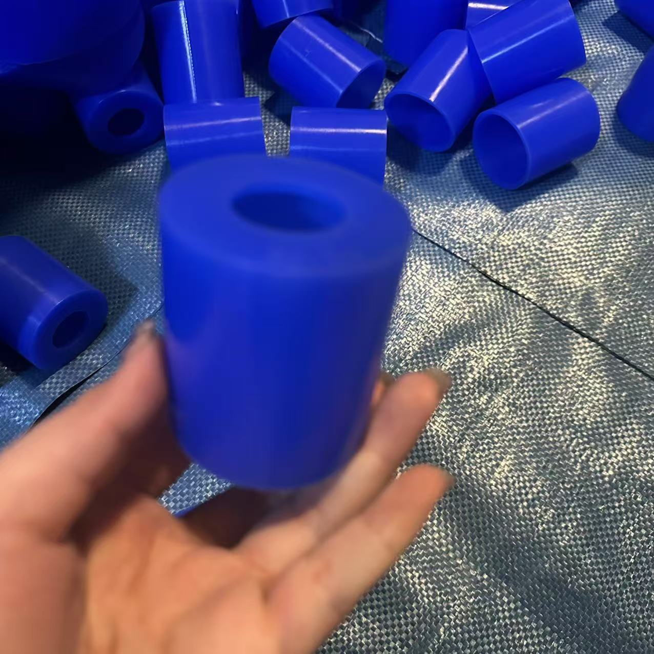 蓝色硅胶套 硅胶管套定制 硅胶盖 福硕金属橡塑
