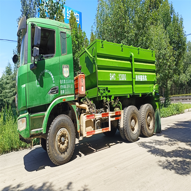 布灰车 公路维修撒灰车出售 公路施工汽车一体式撒料车 8方12方可选